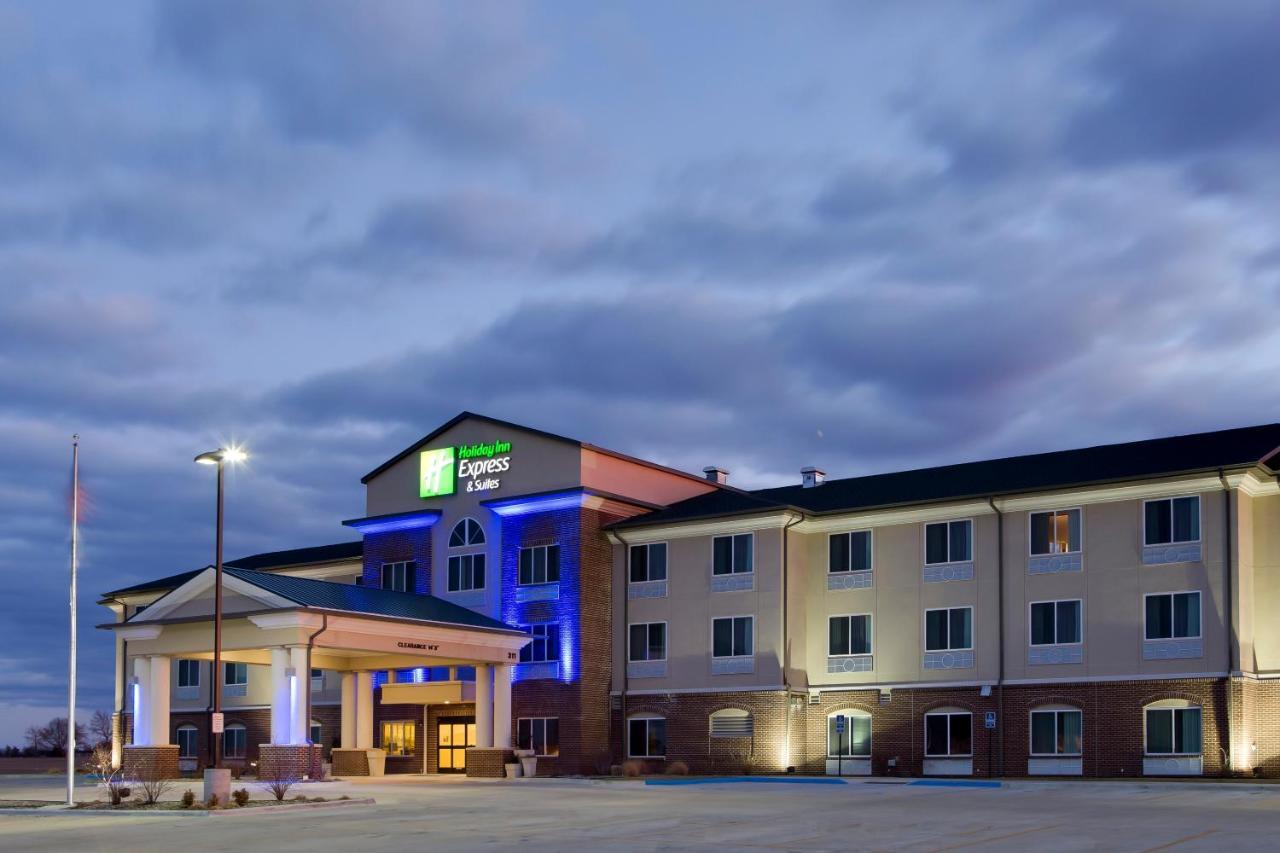 Holiday Inn Express & Suites Nevada By Ihg Экстерьер фото